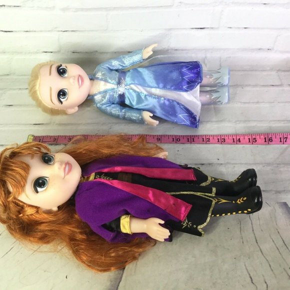 Disney Frozen II 2 Elsa Anna Adventure Doll 2 Pack - Picture 10 of 10